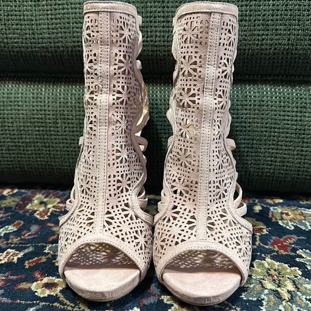 JustFab